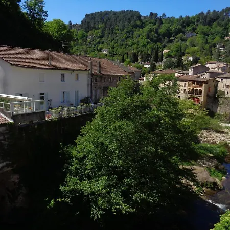 Les Chambres Anglaises Largentière Exterior foto